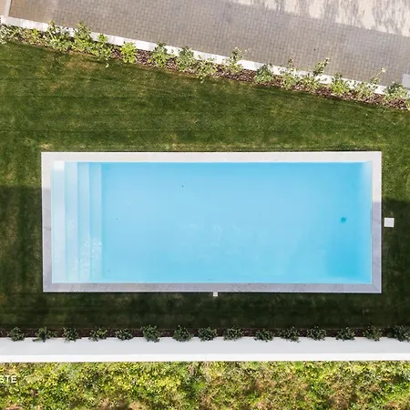Sony - Quaint By The Ocean With Pool * エリセイラ