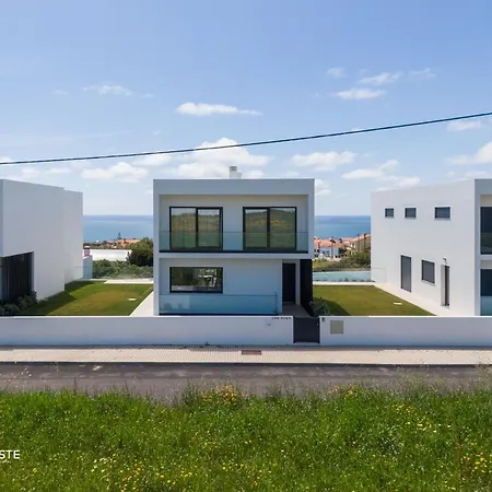 Villa Sony - Quaint By The Ocean With Pool Ericeira